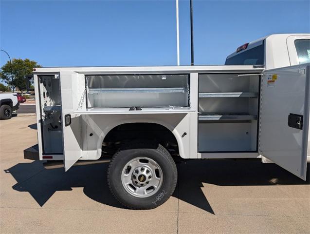 2024 Chevrolet Silverado 2500 HD Vehicle Photo in ENGLEWOOD, CO 80113-6708