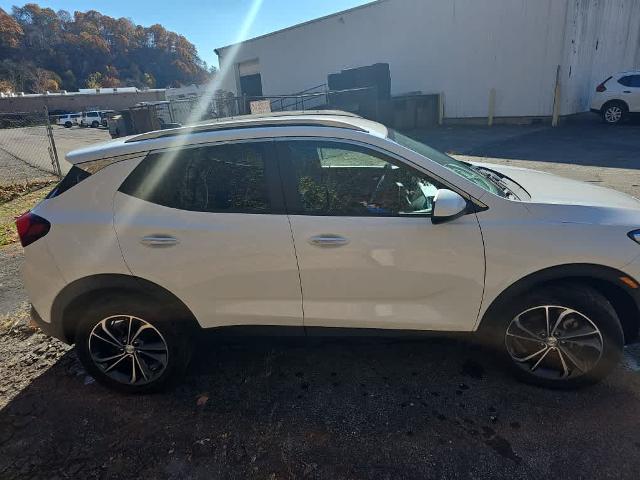 2021 Buick Encore GX Vehicle Photo in GLENSHAW, PA 15116-1739