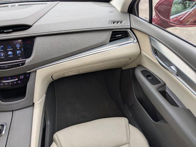 2019 Cadillac XT5 Vehicle Photo in BRUNSWICK, GA 31525-1881