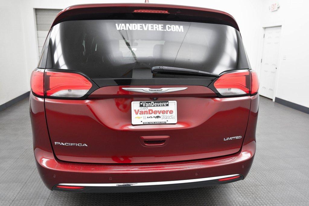 2020 Chrysler Pacifica Vehicle Photo in AKRON, OH 44303-2185