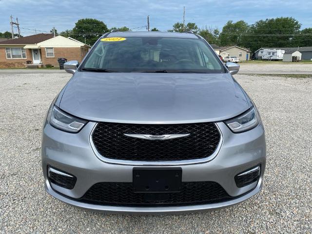 Used 2021 Chrysler Pacifica Limited with VIN 2C4RC3GG8MR536967 for sale in Casey, IL