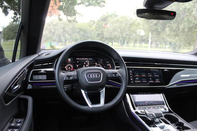 2024 Audi Q7 Vehicle Photo in HOUSTON, TX 77090