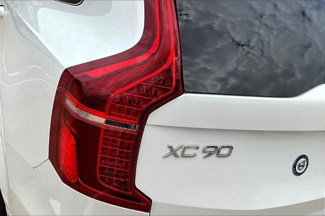 2022 Volvo XC90 Vehicle Photo in Houston, TX 77007