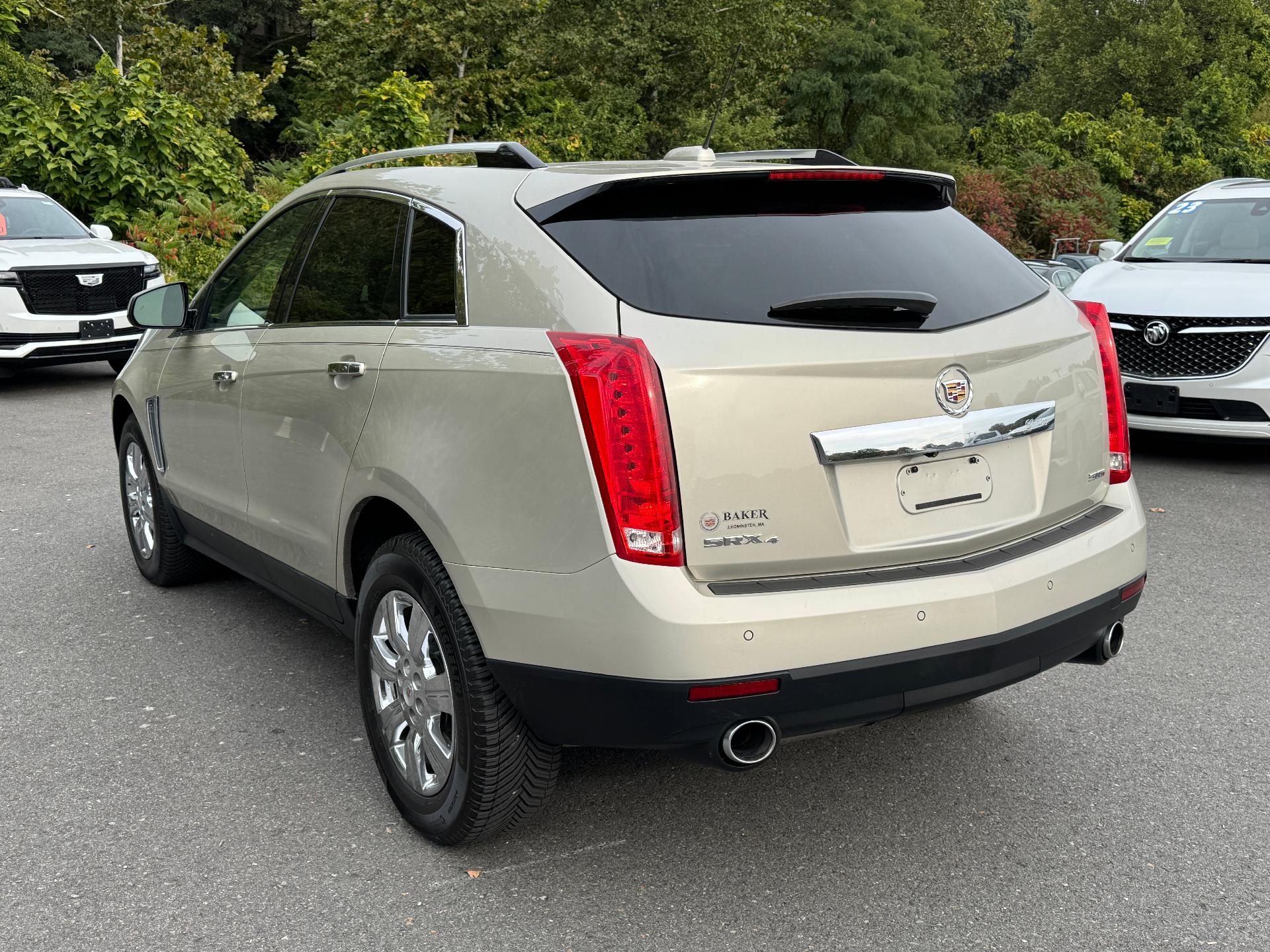 2016 Cadillac SRX Vehicle Photo in LEOMINSTER, MA 01453-2952