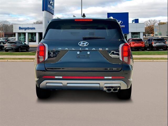 2025 Hyundai PALISADE Vehicle Photo in Green Bay, WI 54304