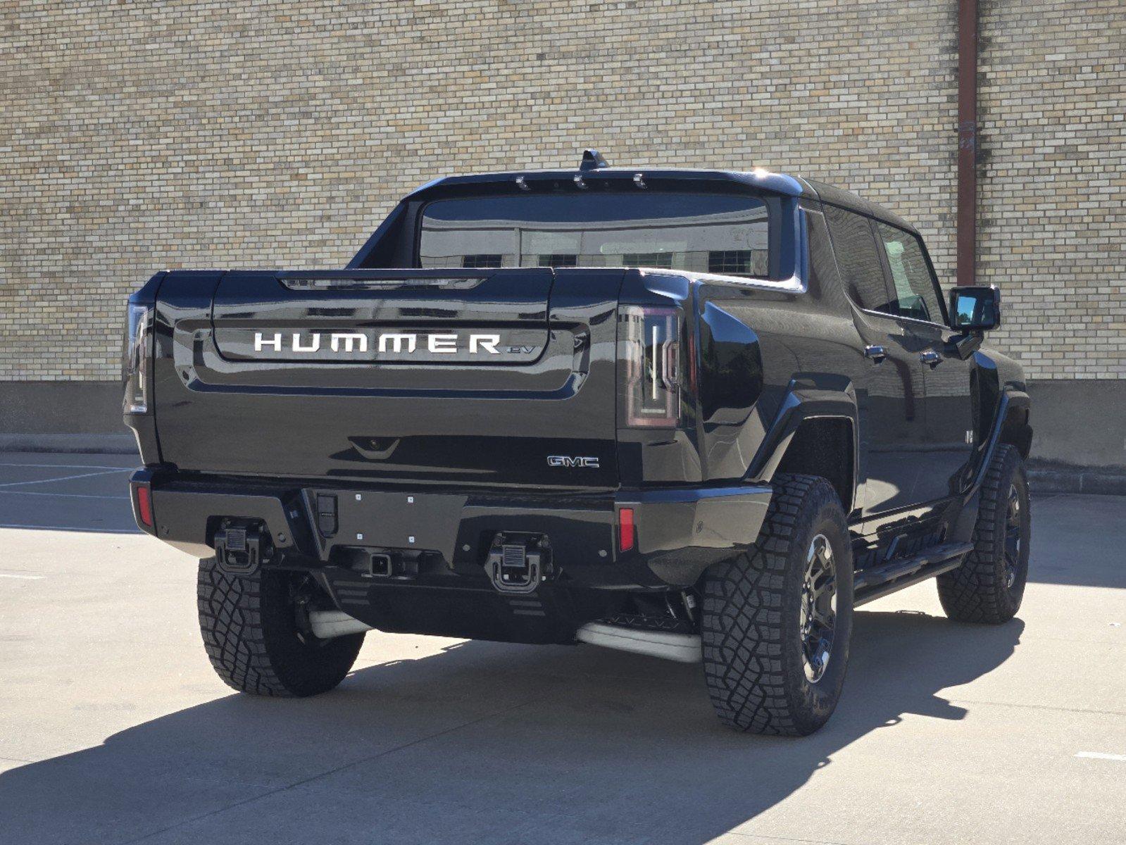 2024 GMC HUMMER EV Pickup Vehicle Photo in DALLAS, TX 75209-3016