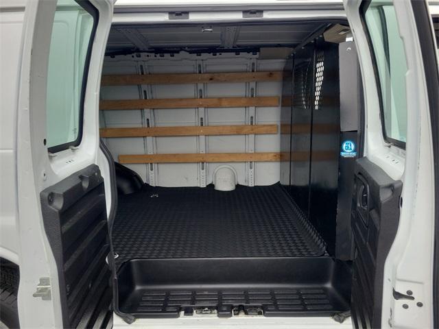 2022 Chevrolet Express Cargo 2500 Vehicle Photo in BERLIN, MD 21811-1121