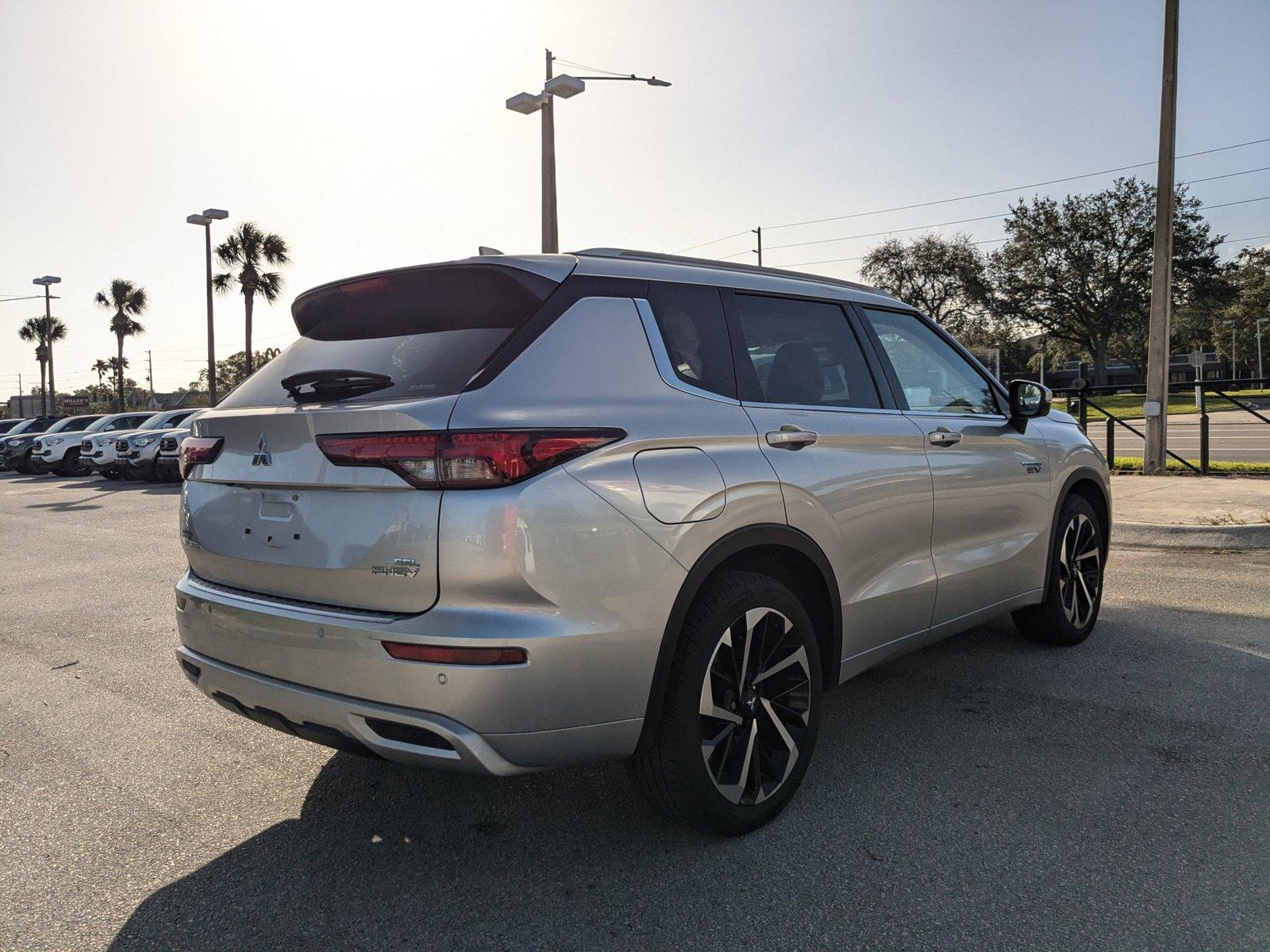 2023 Mitsubishi Outlander PHEV Vehicle Photo in Winter Park, FL 32792