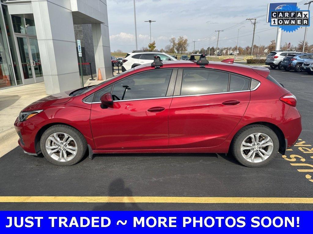 2019 Chevrolet Cruze Vehicle Photo in Plainfield, IL 60586