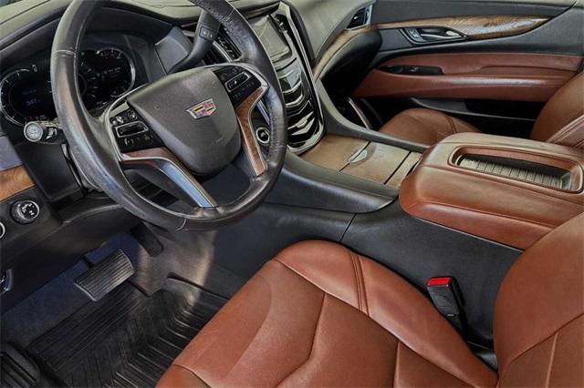 2020 Cadillac Escalade Vehicle Photo in ELK GROVE, CA 95757-8703