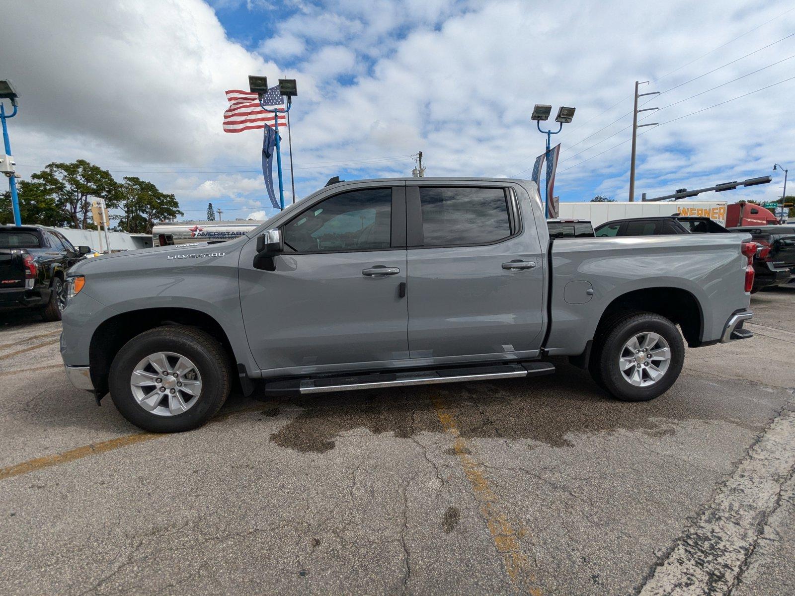 2024 Chevrolet Silverado 1500 Vehicle Photo in MIAMI, FL 33134-2699