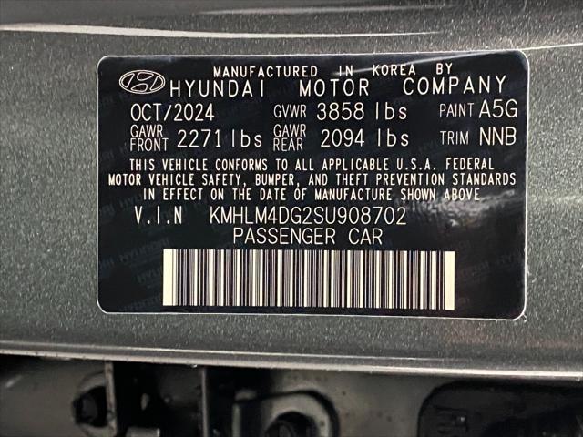 2025 Hyundai ELANTRA Vehicle Photo in Appleton, WI 54913