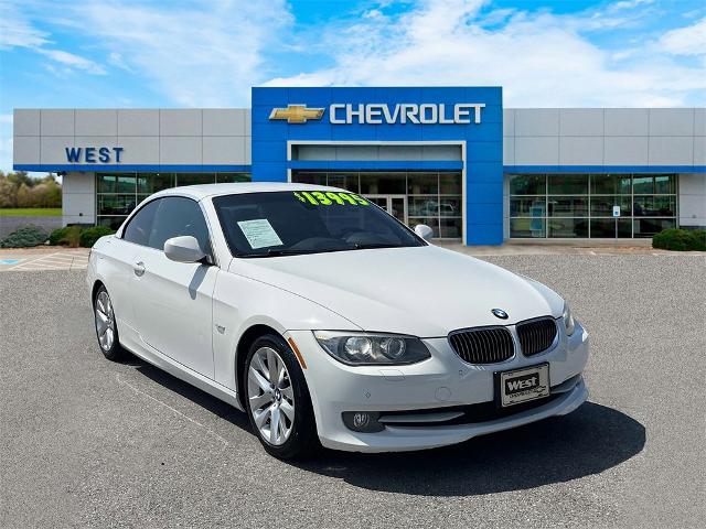 2013 BMW 3 Series Vehicle Photo in ALCOA, TN 37701-3235