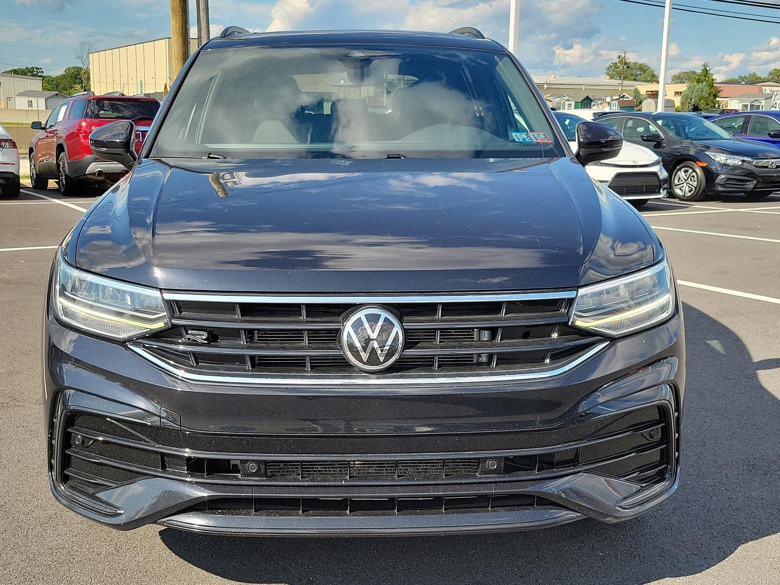 Used 2022 Volkswagen Tiguan SE R-LINE BLACK with VIN 3VV8B7AX7NM021127 for sale in Harrisburg, PA