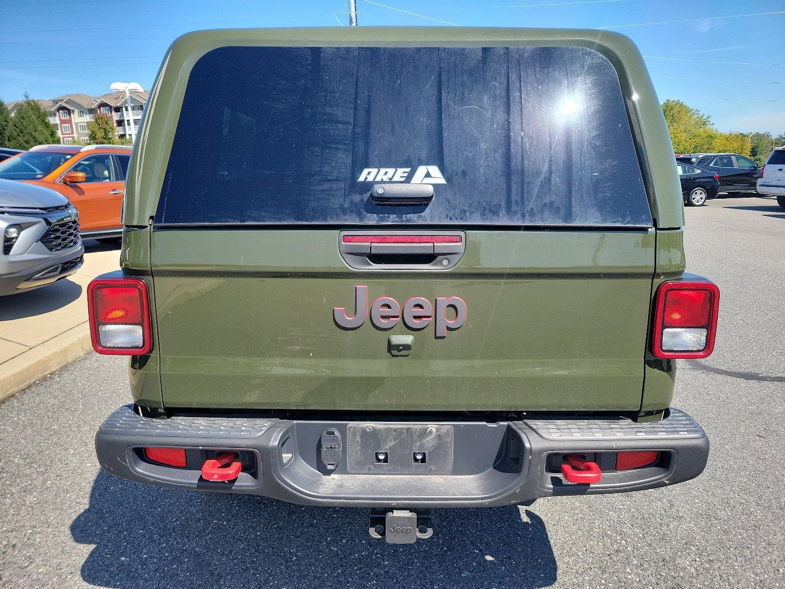 2022 Jeep Gladiator Vehicle Photo in BETHLEHEM, PA 18017-9401