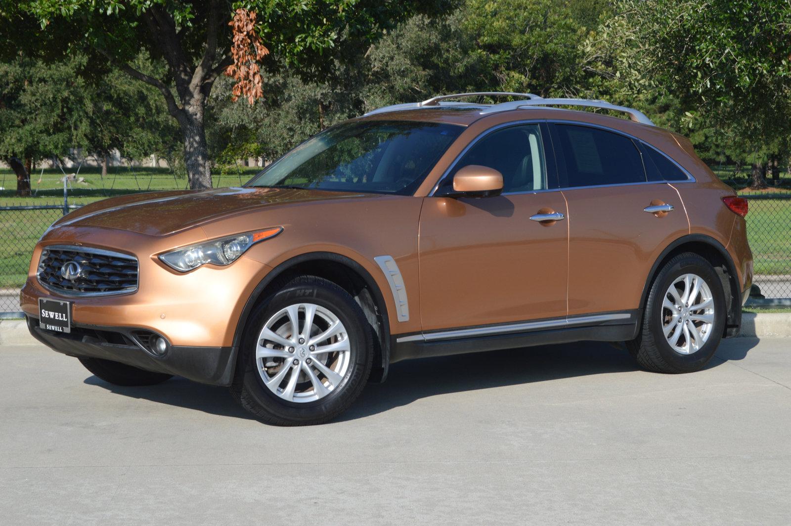 2010 INFINITI FX35 Vehicle Photo in Houston, TX 77090