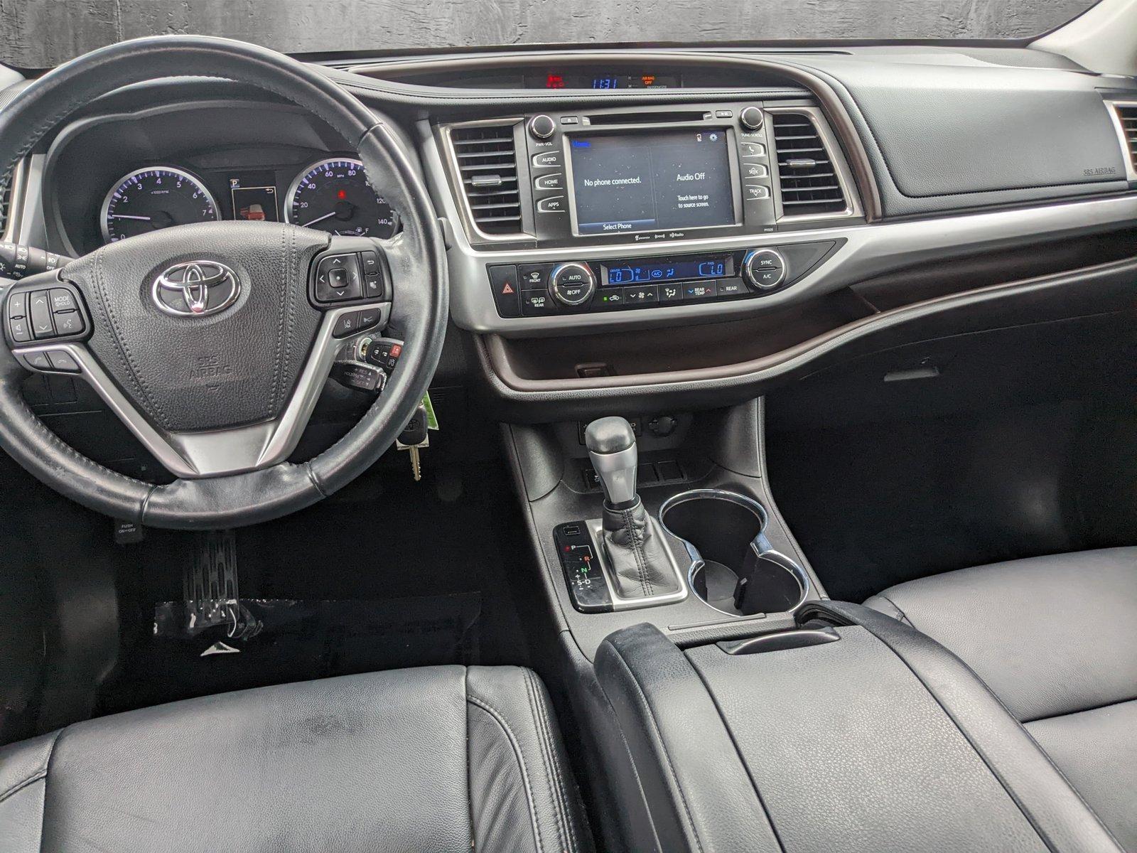 2018 Toyota Highlander Vehicle Photo in Jacksonville, FL 32256