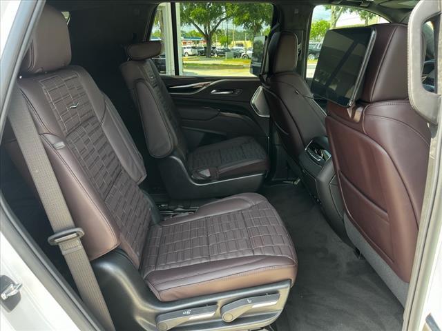 2024 Cadillac Escalade Vehicle Photo in TAMPA, FL 33612-3404