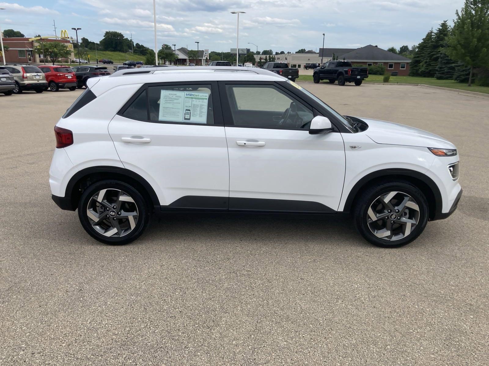 2021 Hyundai VENUE Vehicle Photo in Cedar Rapids, IA 52402