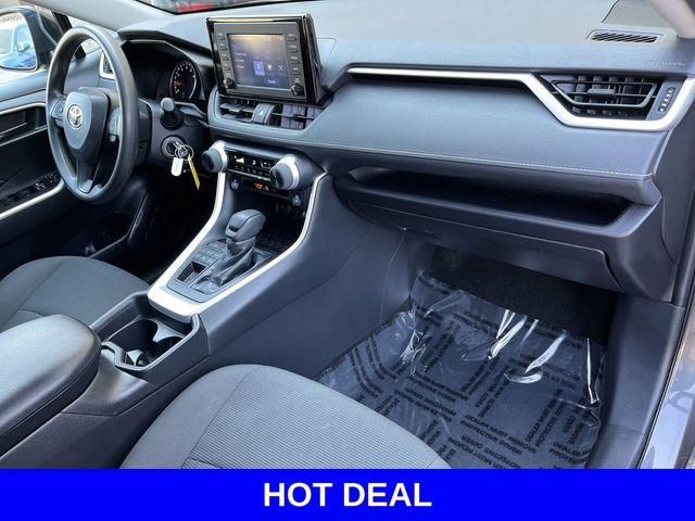 2019 Toyota RAV4 Vehicle Photo in Merrillville, IN 46410-5311