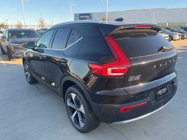 2025 Volvo XC40 Vehicle Photo in Grapevine, TX 76051