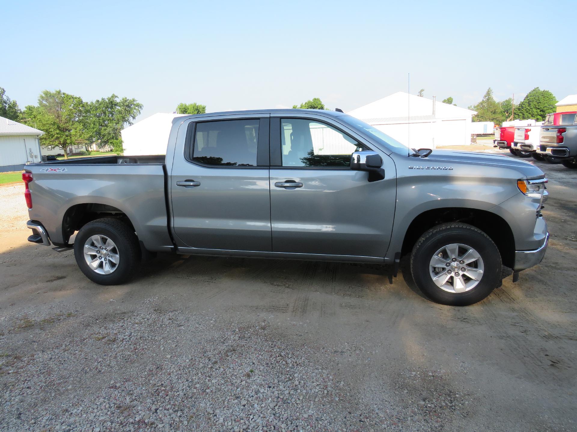 2024 Chevrolet Silverado 1500 Vehicle Photo in MAPLETON, IA 51034-1072