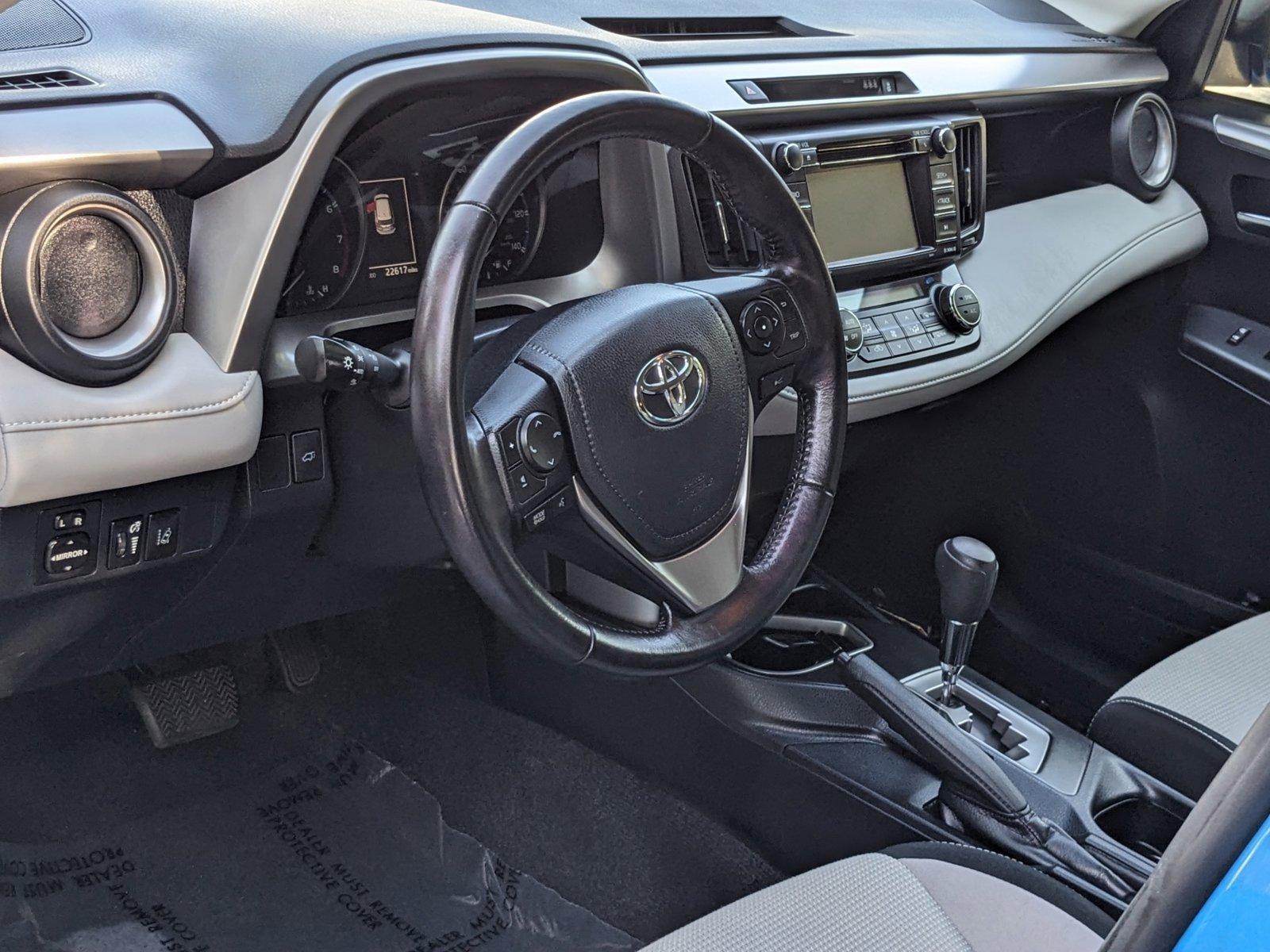 2017 Toyota RAV4 Vehicle Photo in Tampa, FL 33614