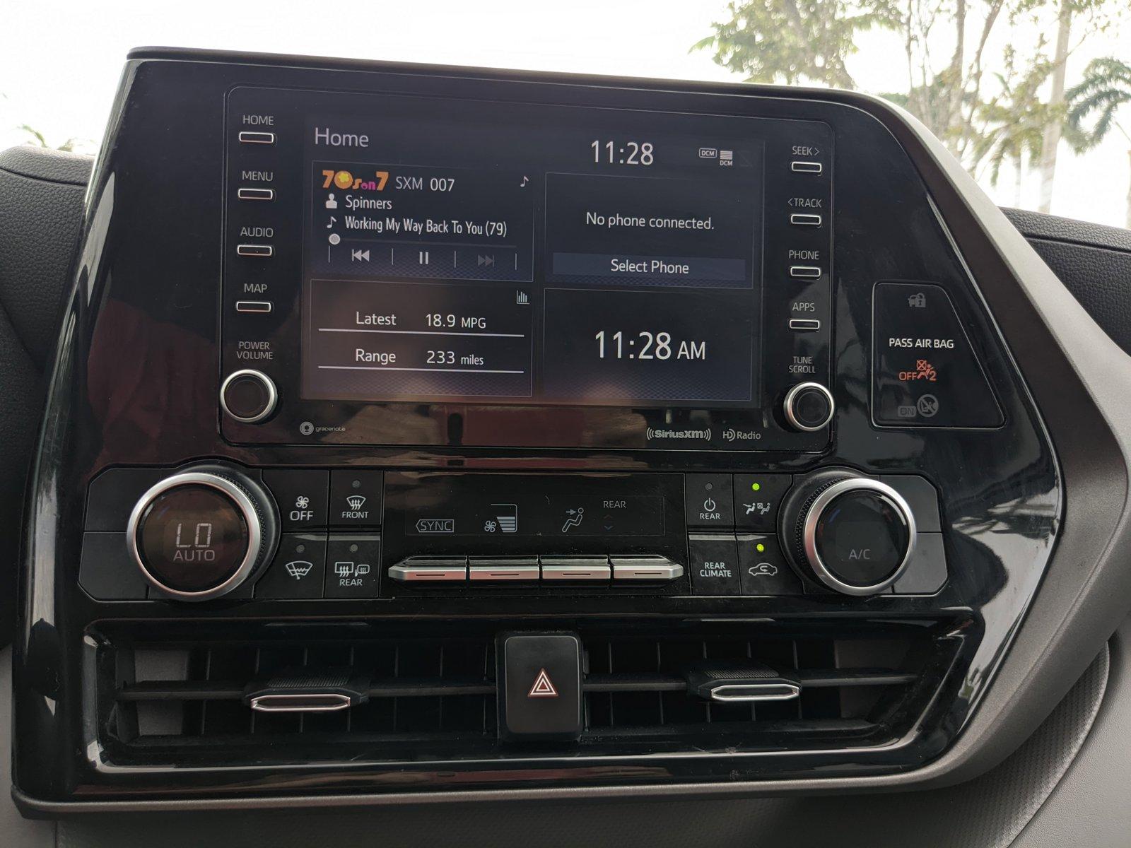 2022 Toyota Highlander Vehicle Photo in Davie, FL 33331