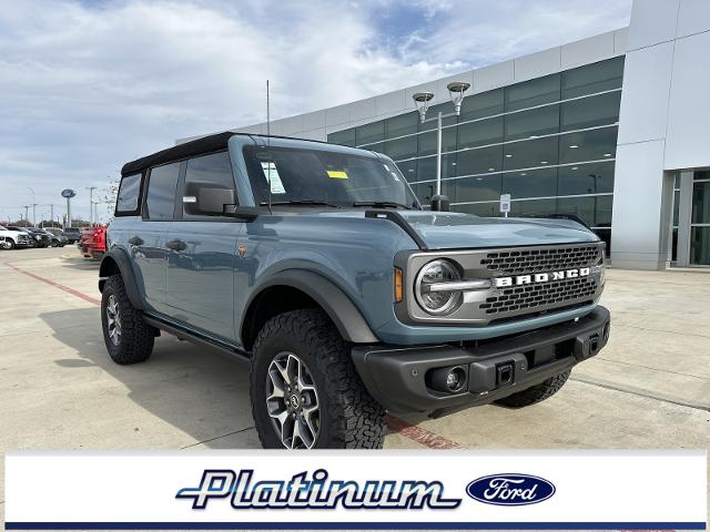 2023 Ford Bronco Vehicle Photo in Terrell, TX 75160