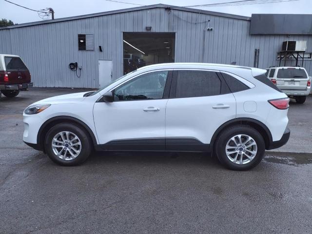 Used 2022 Ford Escape SE with VIN 1FMCU9G66NUA44824 for sale in Hartselle, AL