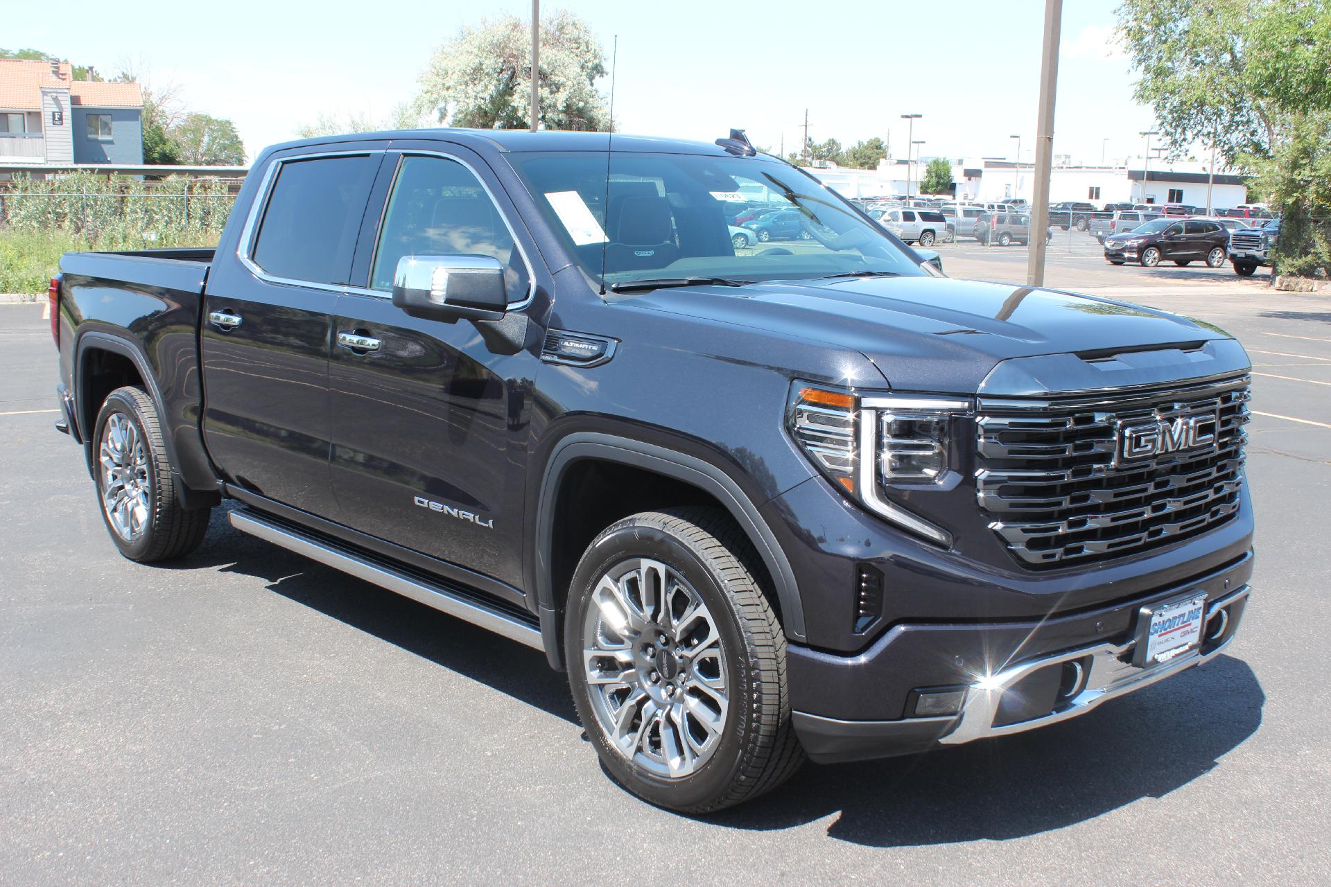 2024 GMC Sierra 1500 Vehicle Photo in AURORA, CO 80012-4011