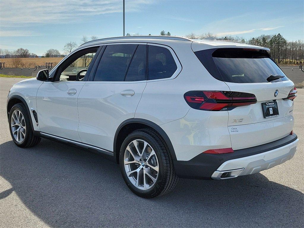 2024 BMW X5 xDrive40i Vehicle Photo in Muncy, PA 17756