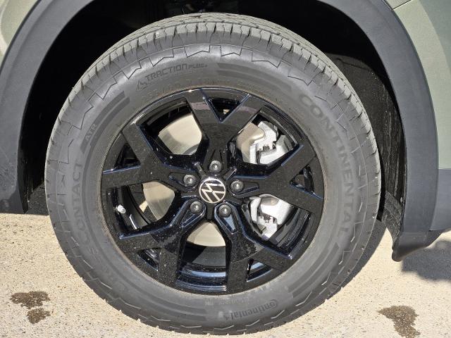 2024 Volkswagen Atlas Vehicle Photo in WEATHERFORD, TX 76087