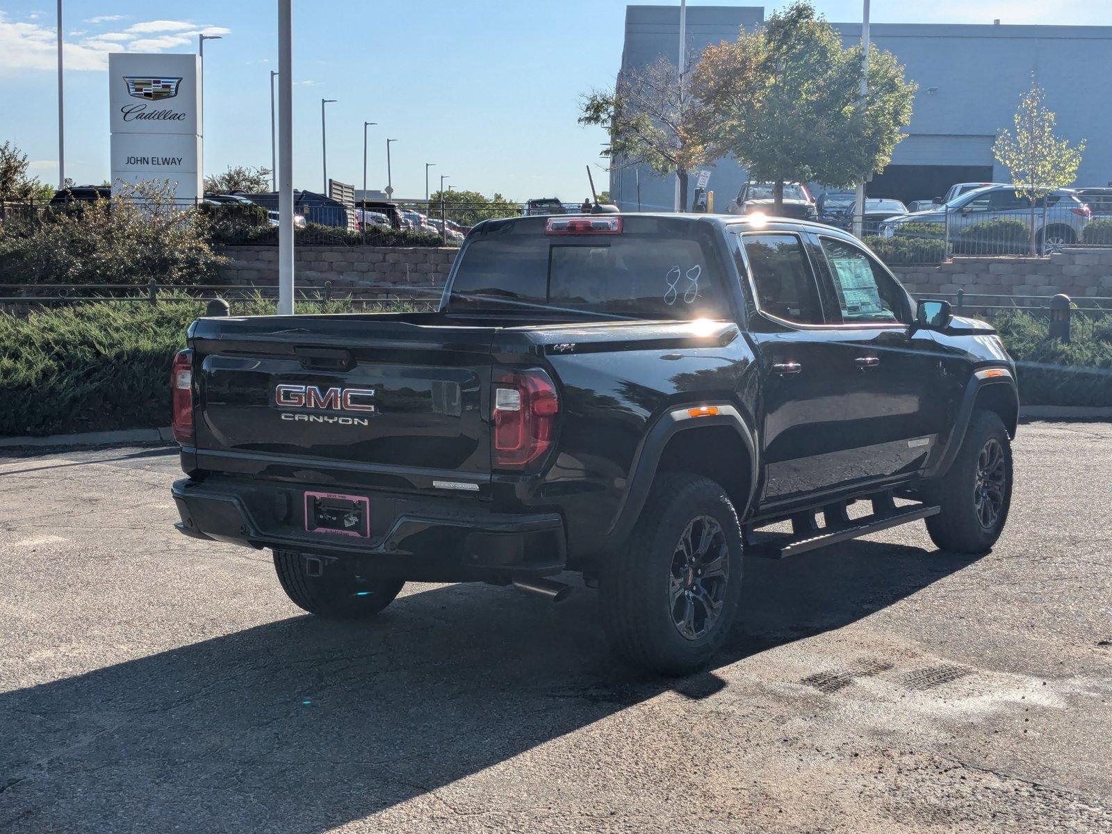 2024 GMC Canyon Vehicle Photo in LONE TREE, CO 80124-2750