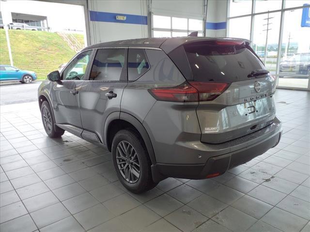 2024 Nissan Rogue Vehicle Photo in INDIANA, PA 15701-1897