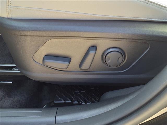 2024 Hyundai TUCSON Hybrid Vehicle Photo in Peoria, IL 61615