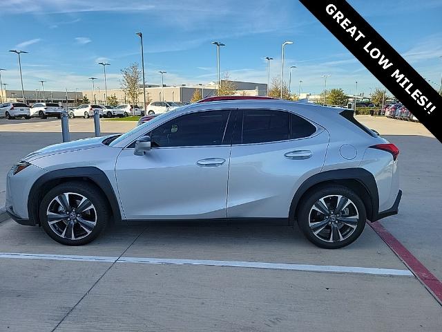 2019 Lexus UX 200 Vehicle Photo in Grapevine, TX 76051