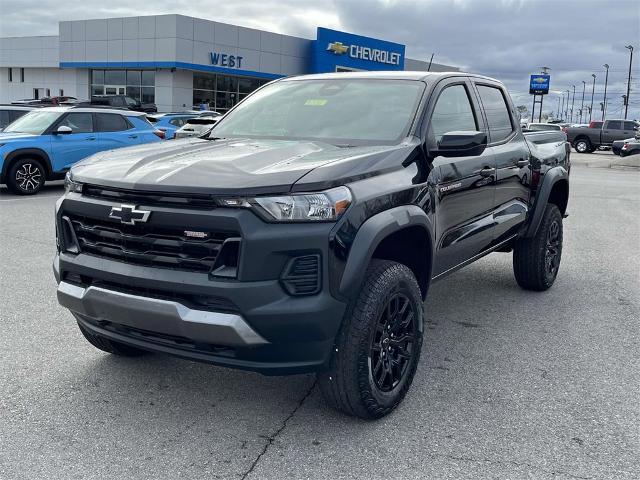 2024 Chevrolet Colorado Vehicle Photo in ALCOA, TN 37701-3235