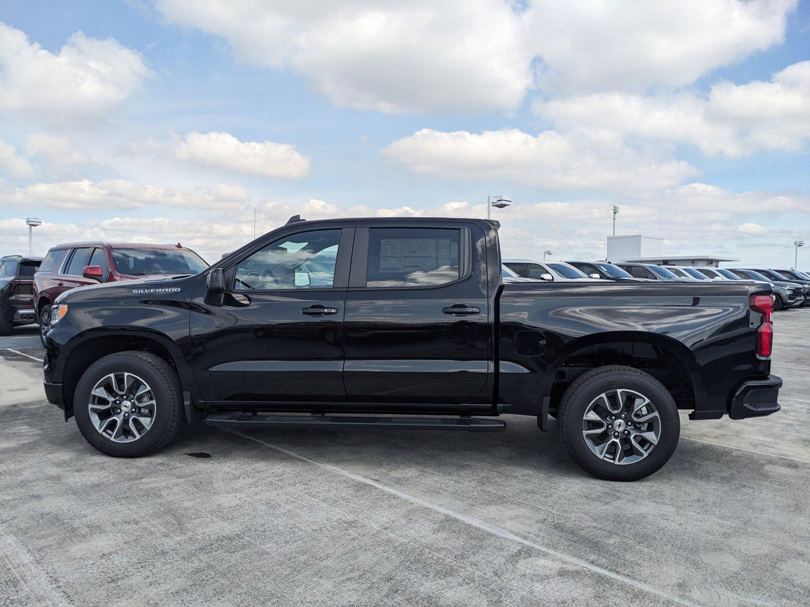 2025 Chevrolet Silverado 1500 Vehicle Photo in MIAMI, FL 33172-3015