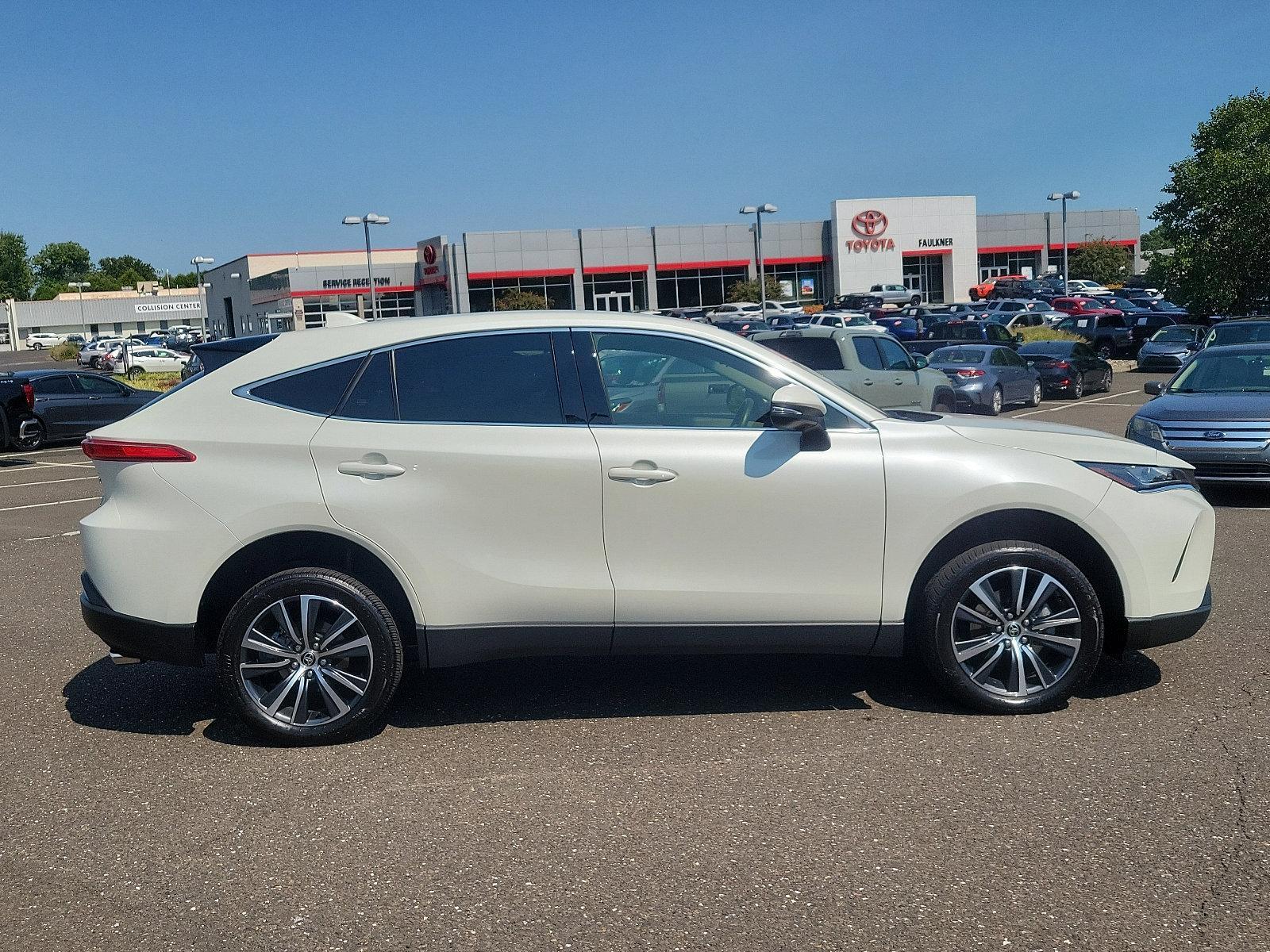 2022 Toyota Venza Vehicle Photo in Trevose, PA 19053