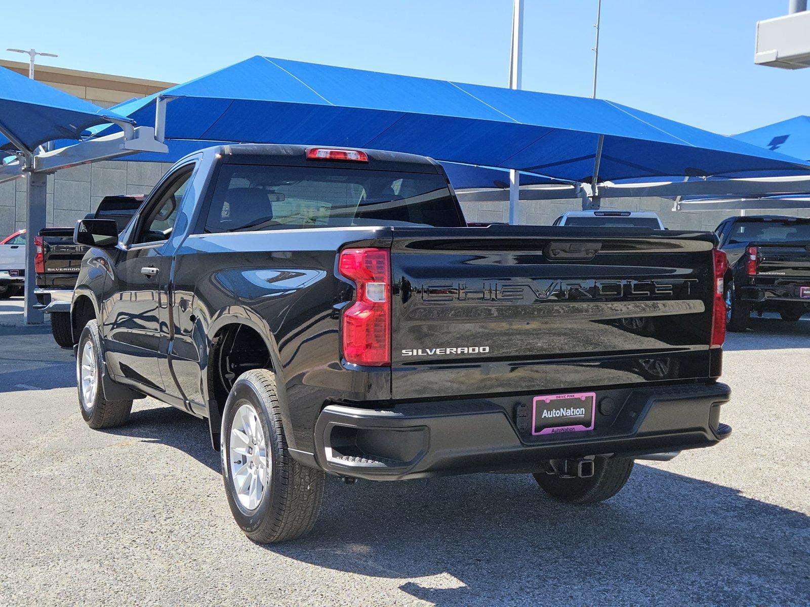 2025 Chevrolet Silverado 1500 Vehicle Photo in NORTH RICHLAND HILLS, TX 76180-7199