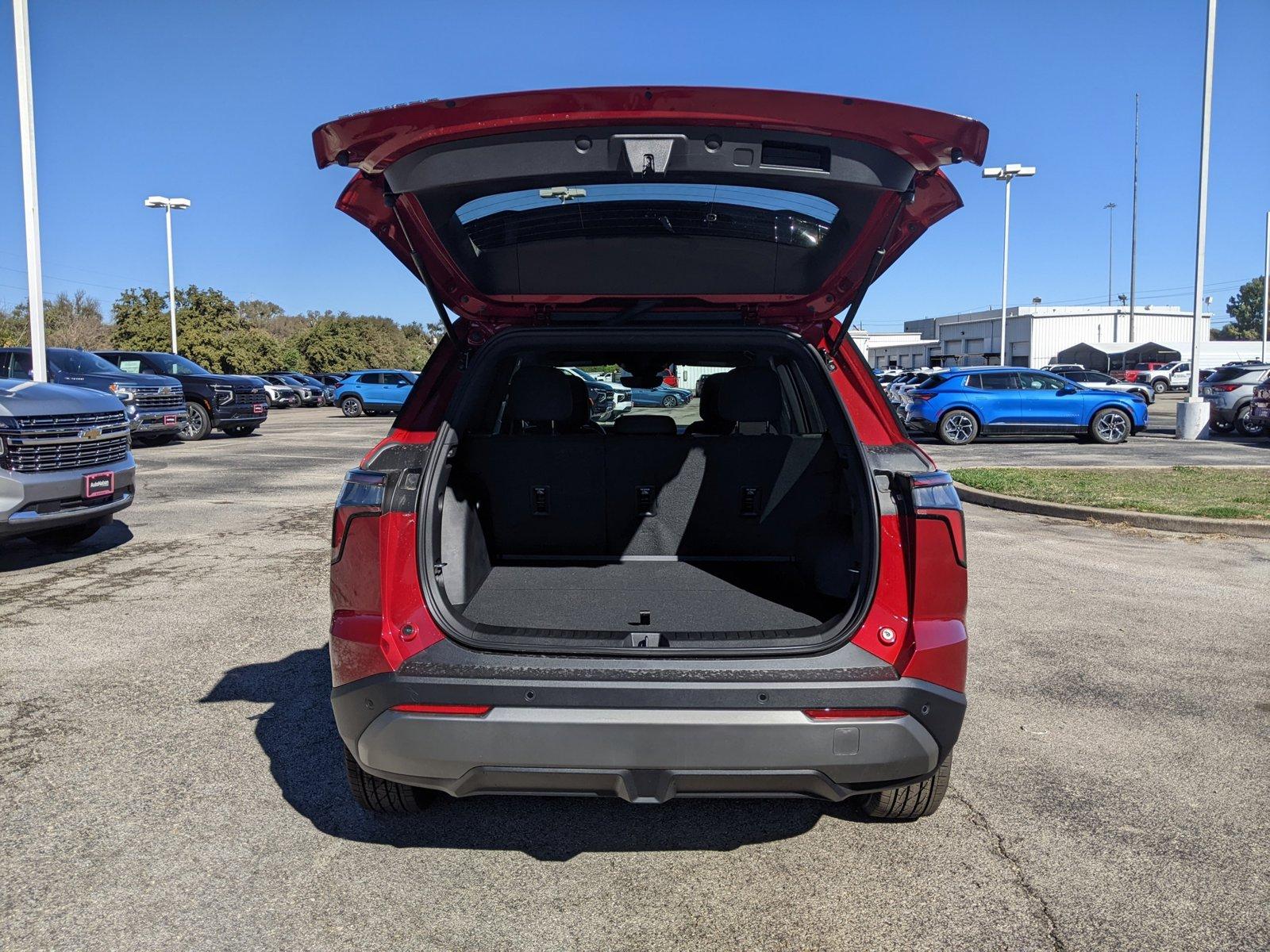 2025 Chevrolet Equinox Vehicle Photo in AUSTIN, TX 78759-4154