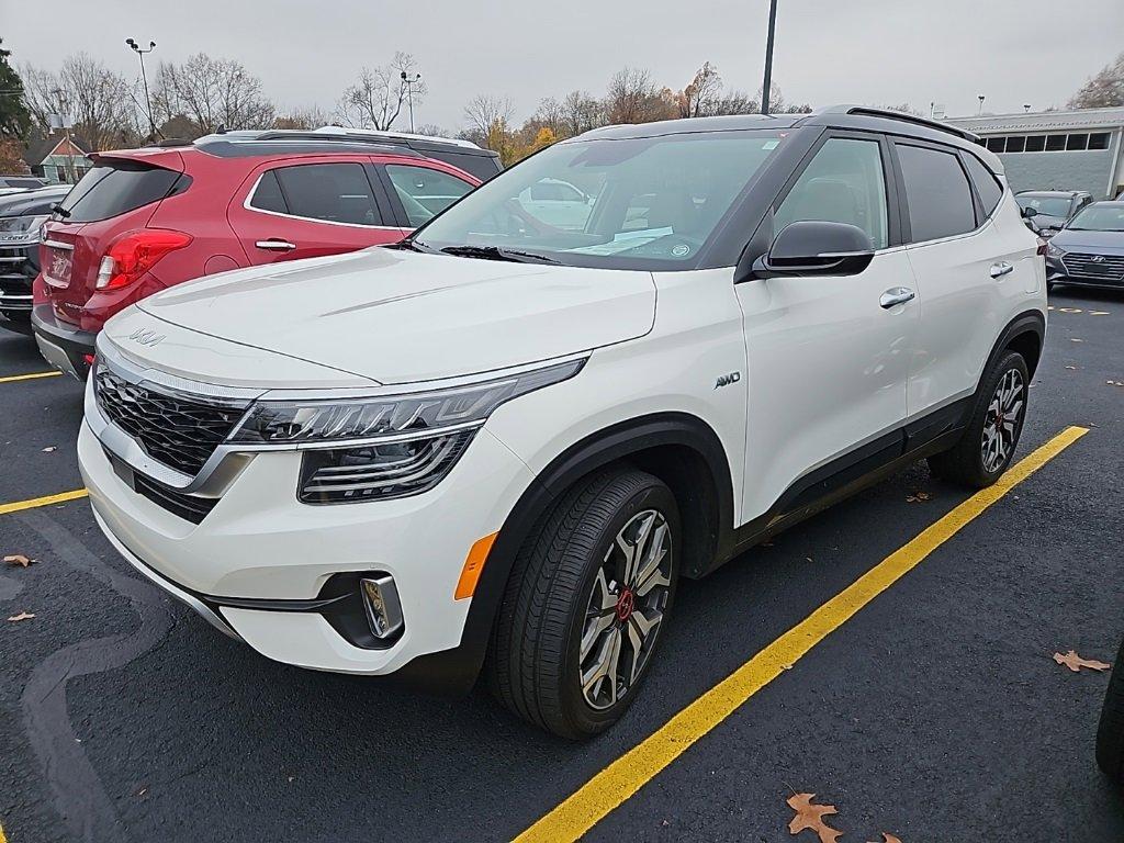 2022 Kia Seltos Vehicle Photo in AKRON, OH 44303-2185