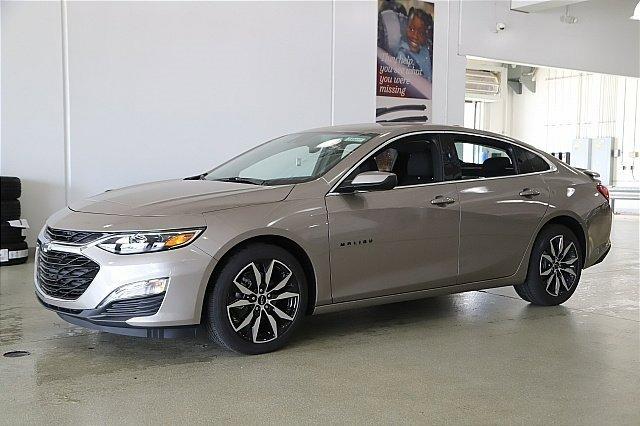 2025 Chevrolet Malibu Vehicle Photo in MEDINA, OH 44256-9001