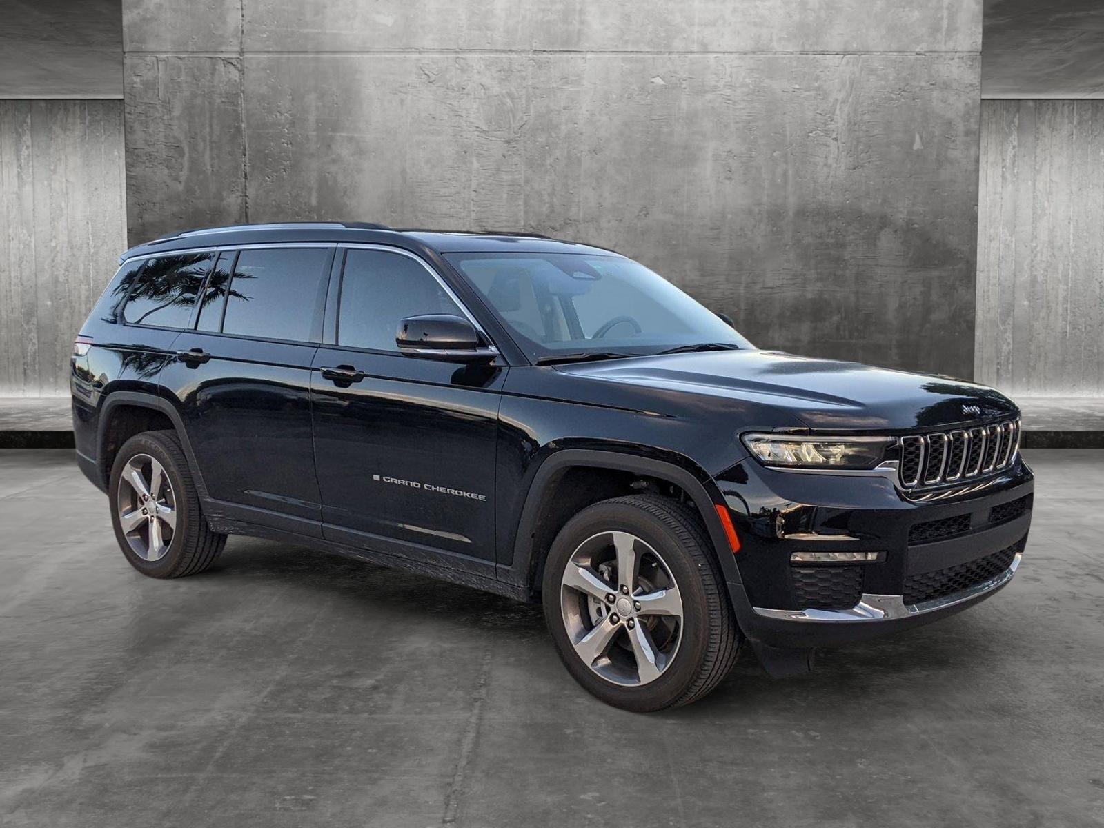 2021 Jeep Grand Cherokee L Vehicle Photo in PEMBROKE PINES, FL 33024-6534