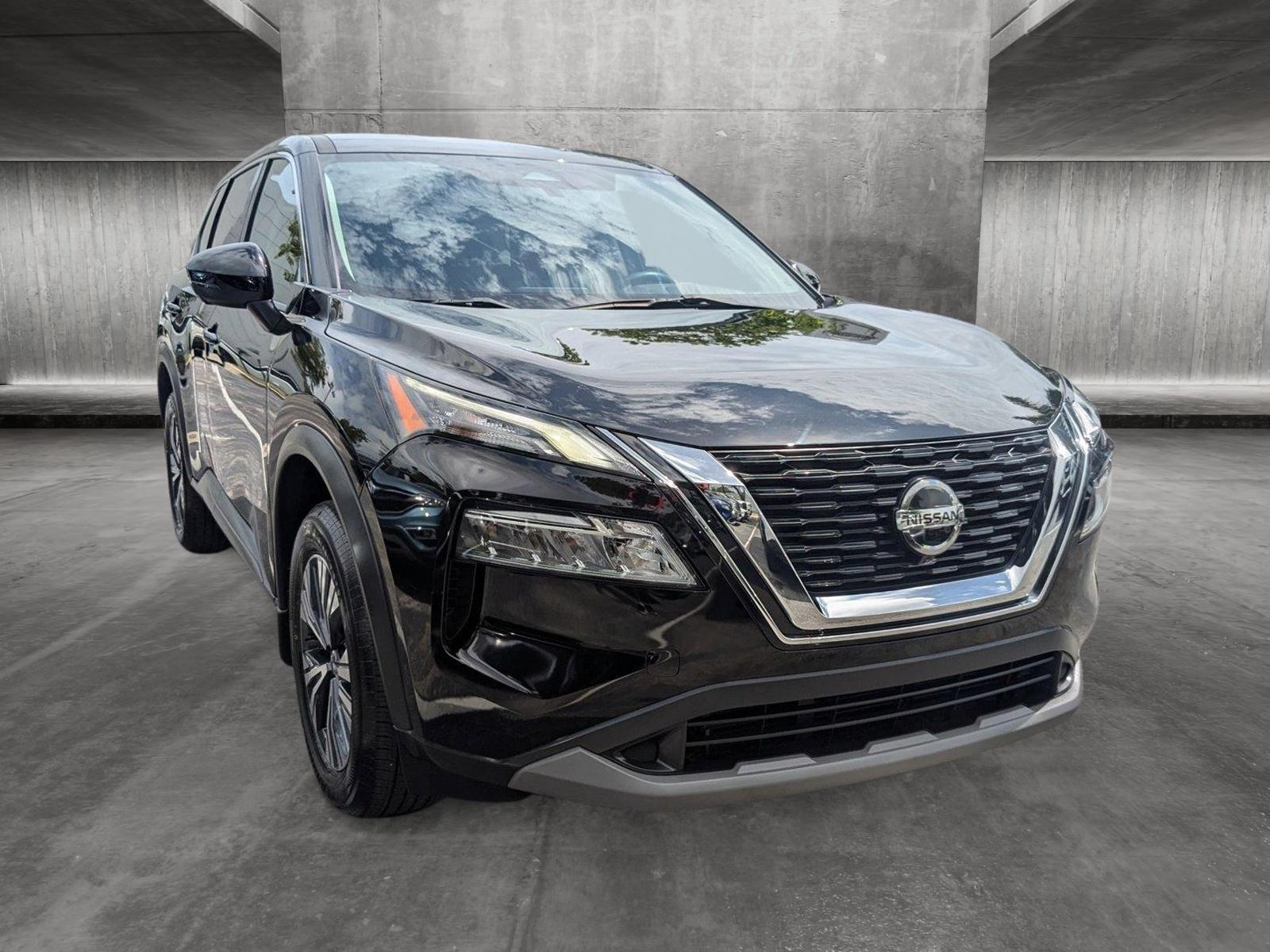 2021 Nissan Rogue Vehicle Photo in Miami, FL 33135