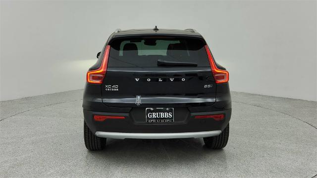 2024 Volvo XC40 Vehicle Photo in Grapevine, TX 76051