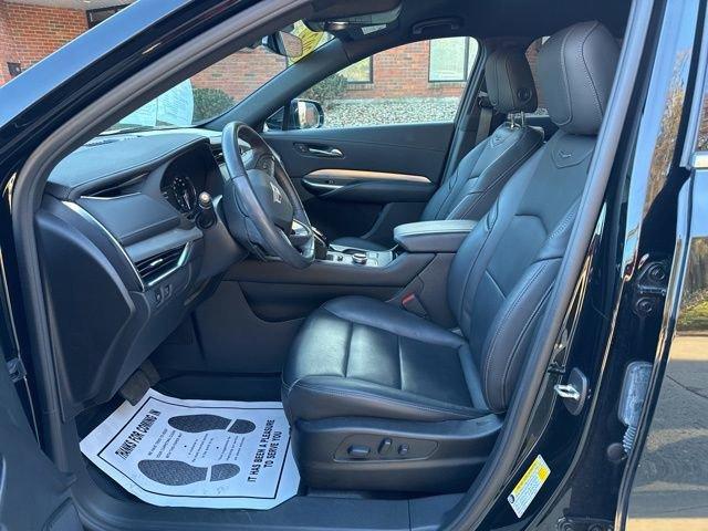 2022 Cadillac XT4 Vehicle Photo in MEDINA, OH 44256-9631