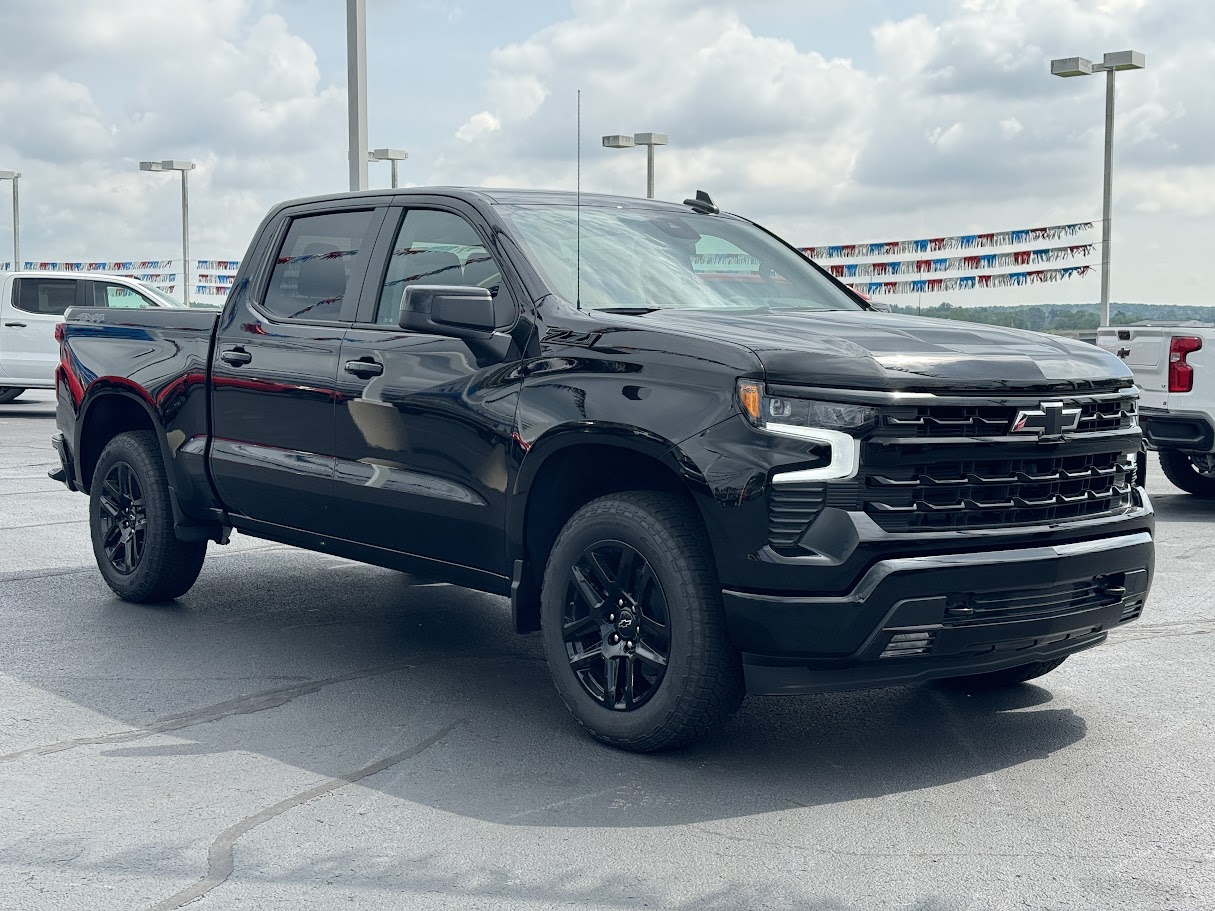 2024 Chevrolet Silverado 1500 Vehicle Photo in BOONVILLE, IN 47601-9633