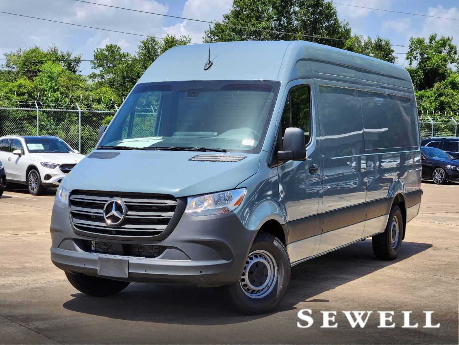 2024 Mercedes-Benz Sprinter Cargo Van Vehicle Photo in HOUSTON, TX 77079